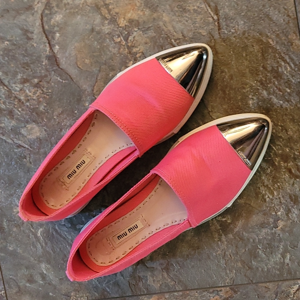 Miu Miu flats